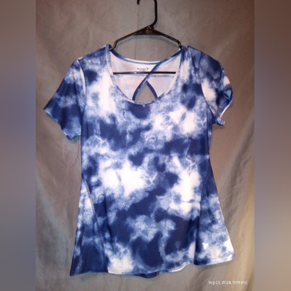 Old Navy active tie-dye short sleeve top